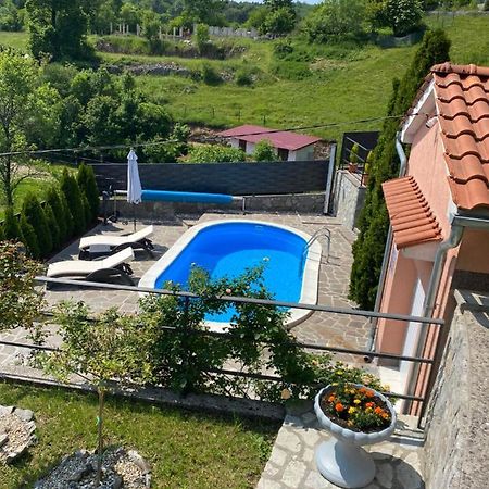 Holiday House Pasjak Sapjane Esterno foto